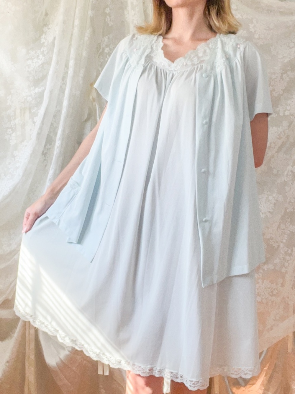 Vintage Shadowline Blue Lace Rosebud Peignoir Set